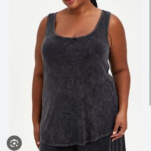 Torrid Mineral Wash Tank - Super Soft Black - size 2